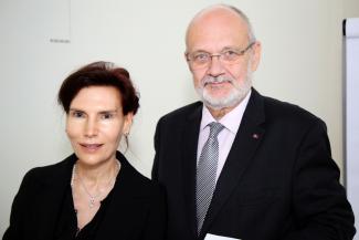 Univ.-Prof.in Dr.in Patrizia Giampieri-Deutsch und Rektor Univ.-Prof. Dr. Rudolf Mallinger